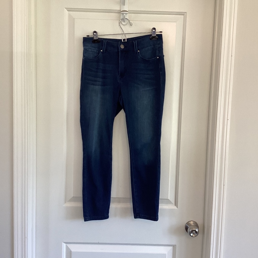 Grace & Lace skinny jeans size 6